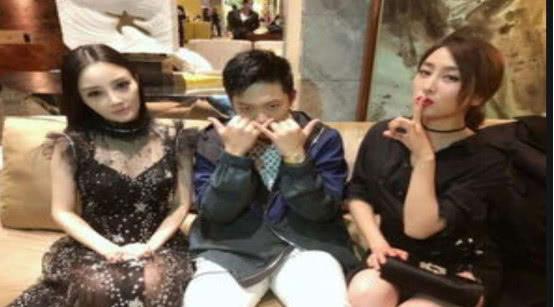 关注娱乐圈吃瓜群众视频,关注吃瓜群众视频揭秘幕后故事